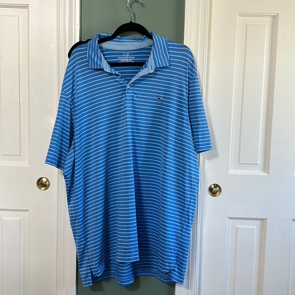 Vineyard Vines performance polo
